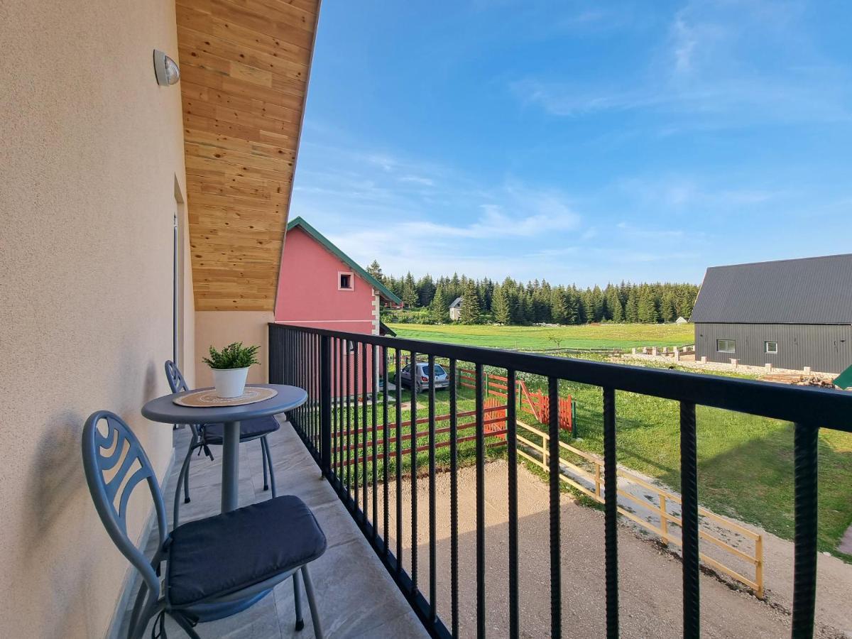 Apartmani Gala Zabljak Екстер'єр фото
