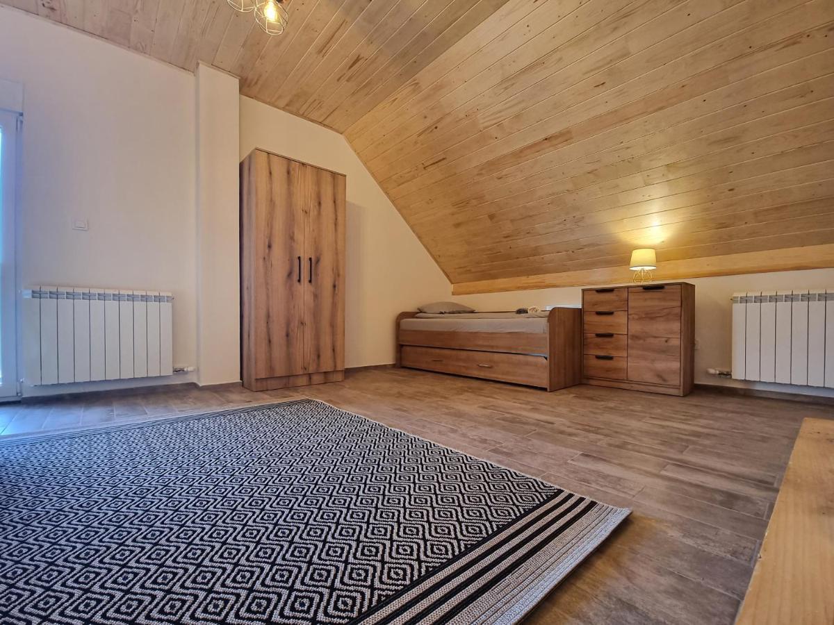 Apartmani Gala Zabljak Екстер'єр фото
